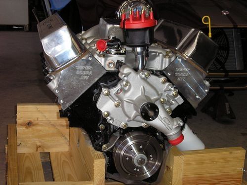 new 500 horse power 460 motor before installation, front view, 1966 shelby cobra