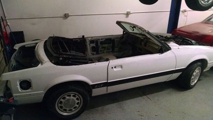 1986 Mustang GT Convertible passenger side