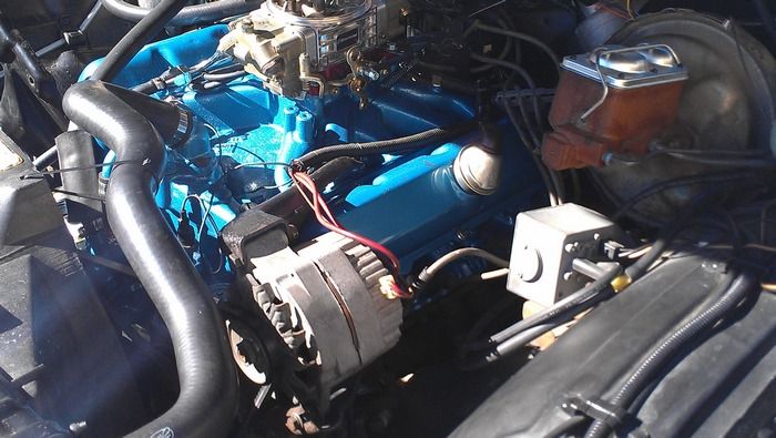 1977 Oldsmobile Cutass Supreme engine