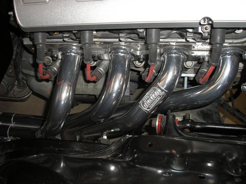 Dynacorn Classic Bodies headers on the engine.
