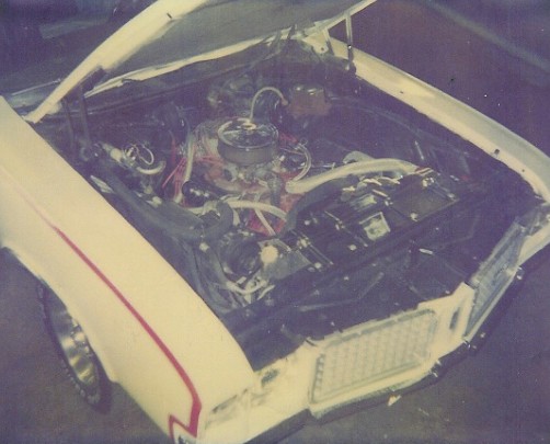 1972 Cutlass Supreme engine view