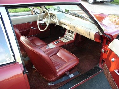 front seat and dash from outside, door open, Studebaker 1963 Avanti,