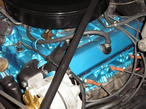 engine close up, 1970 oldsmobile vistacruiser, after restoration, shows paint color